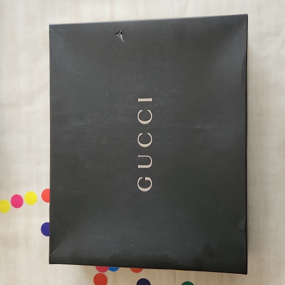 Gucci Women's Shoulder Bag - Picture 3 of 9
